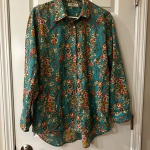Beautiful Natural Life blue floral blouse, never worn